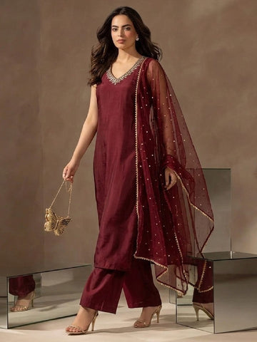 Maroon Cocktail Kurta Set With Mirror Embellishment