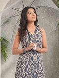 Varanga Women Blue Ikat Printed Straight Kurta With Bottom