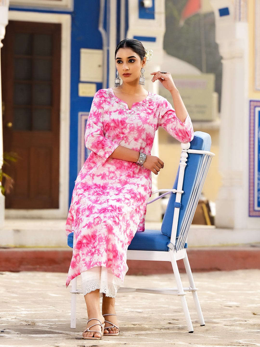 Varanga Women Pink Shibori Straight Kurta With Embroidered Neckline