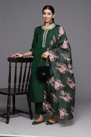Varanga Women Green Embroidered Kurta With Straight Trouser And Floral Printed Dupatta