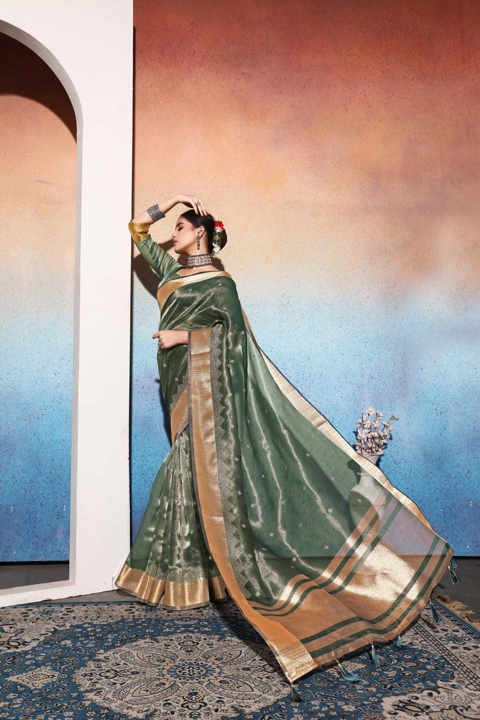 Ethnic Motifs Zari Woven Design Banarasi Saree