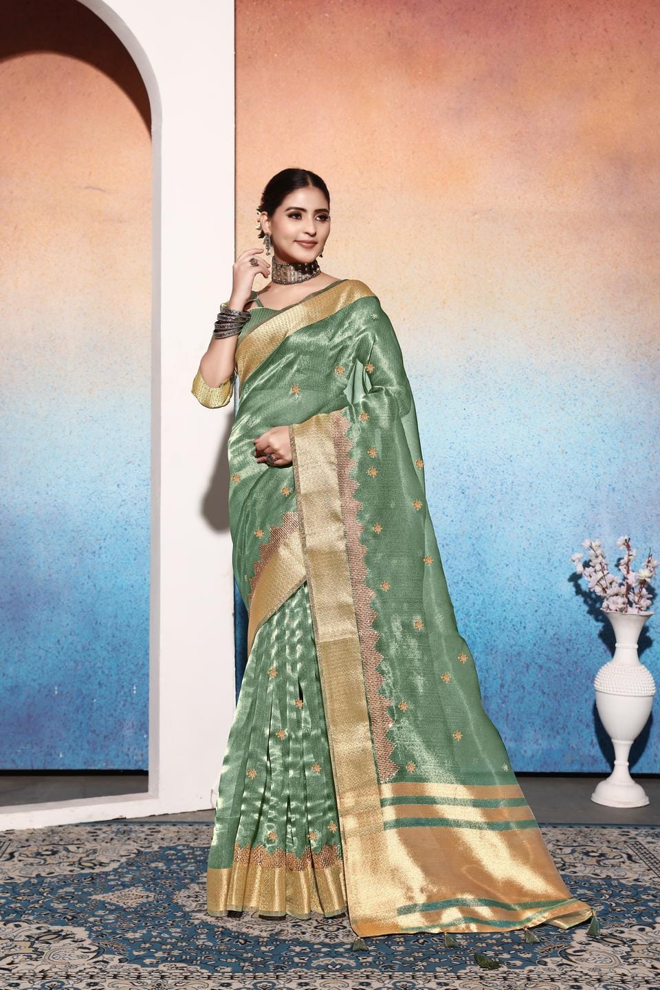 Ethnic Motifs Zari Woven Design Banarasi Saree