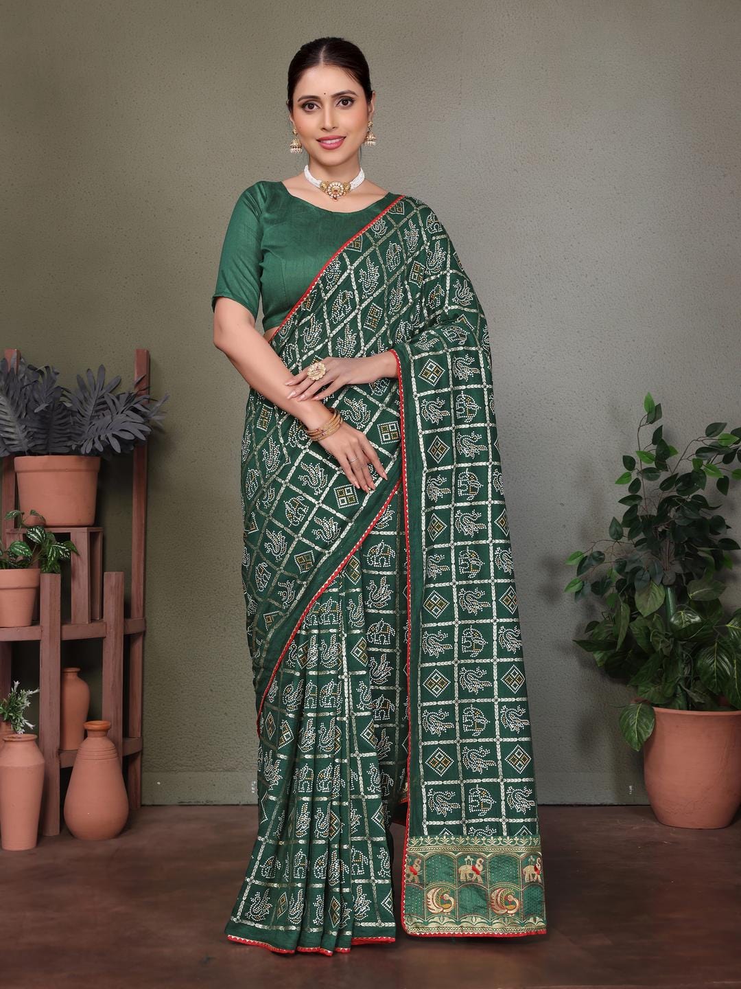 Ethnic Motifs Zari Woven Design Banarasi Saree