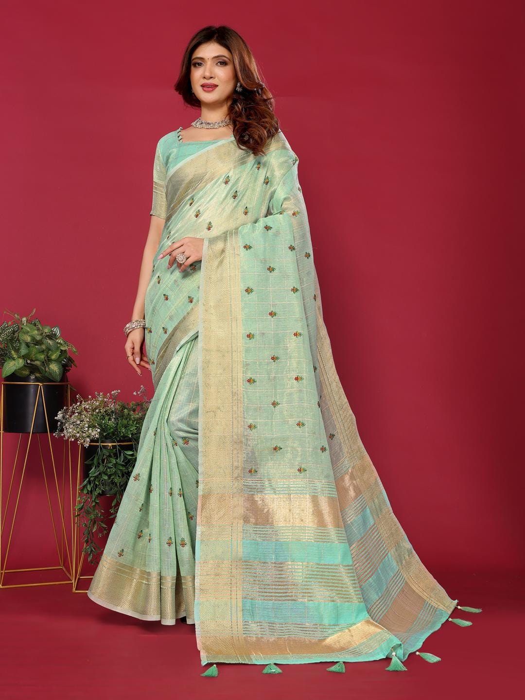 Ethnic Motifs Zari Woven Design Banarasi Saree