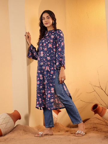 Varanga Women Blue Floral Printed Straight Kurta With Flared Sleeves