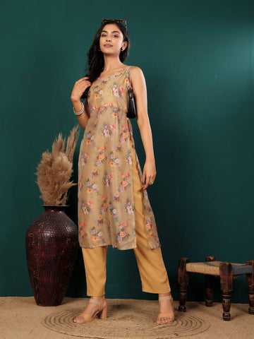 Varanga Women Floral Printed Sleeveless Highslit Straight Kurta Paired With Tonal Bottom