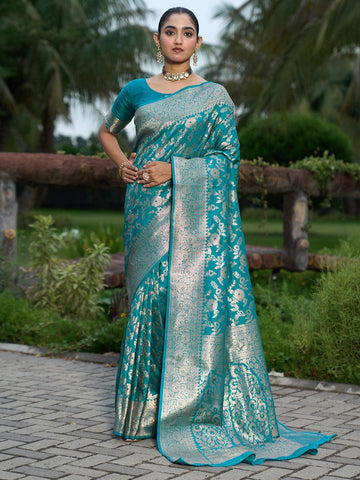 Varanga Women Kanjivaram Saree With Blouse Piece