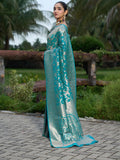 Varanga Women Kanjivaram Saree With Blouse Piece