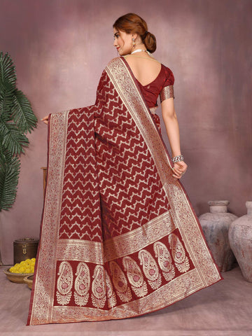 Varanga Women Banarasi Saree With Blouse Piece