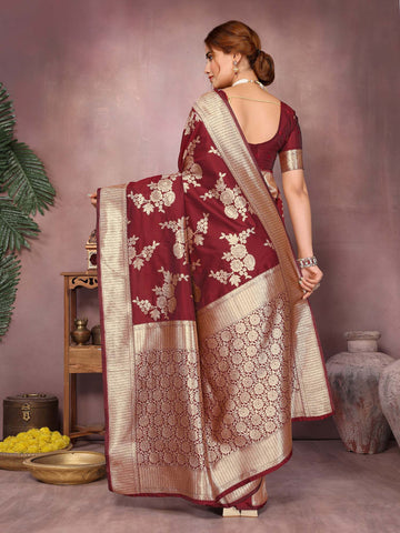 Varanga Women Banarasi Saree With Blouse Piece
