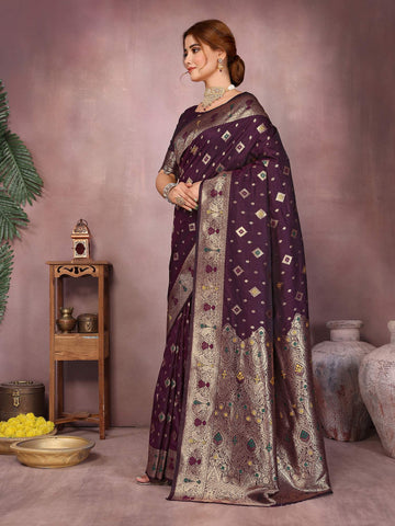 Varanga Women Banarasi Saree With Blouse Piece