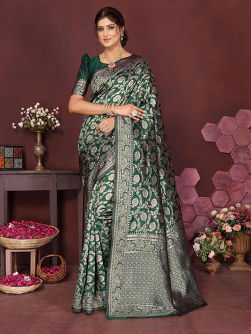 Varanga Women Banarasi Saree With Blouse Piece