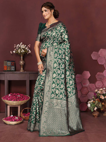 Varanga Women Banarasi Saree With Blouse Piece
