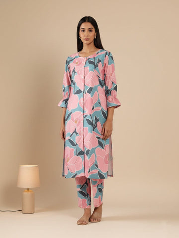 KSUT Women Teal And Pink Floral Printed Straight Kurta Paired With Bottom