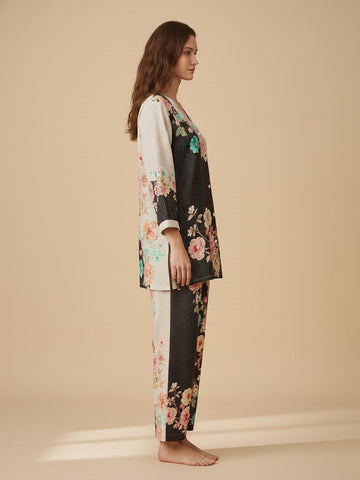 KSUT Women Contrast Black And White Floral Co-Ord Set With Elasticated Waistband On Trousers