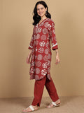 KSUT Women Printed Kurta With Lace Details On Neck And Cuff Paired With Solid Trousers