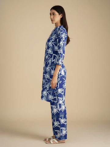 Blue and white printed straight kurta with a mandarin collar, paired with solid straight-fit trousers—perfect for everyday elegance and comfort.