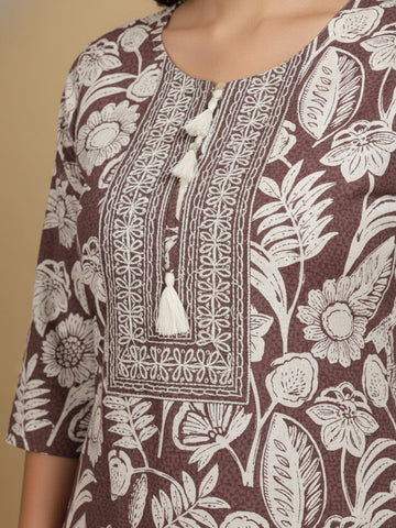 KSUT Women Thread Embroidered Yoke Floral Printed Kurta With Trouser