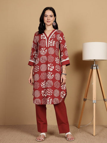KSUT Women Printed Kurta With Lace Details On Neck And Cuff Paired With Solid Trousers