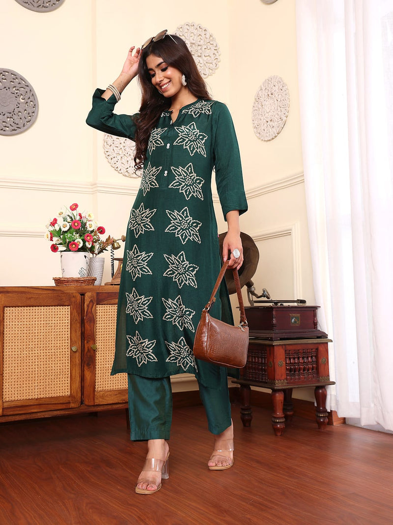 Varanga Women Green Bandhani Printed Straight Kurta