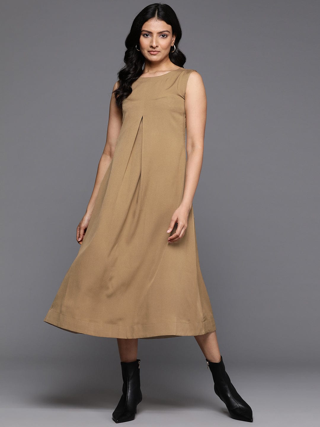 Varanga Women Brown Boatneck Sleeveless A-Line Dress Varanga Women Brown Boatneck Sleeveless A-Line Dress