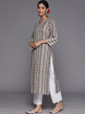 Varanga Women Grey Printed Straight Kurta With 3/4Th Sleeve.