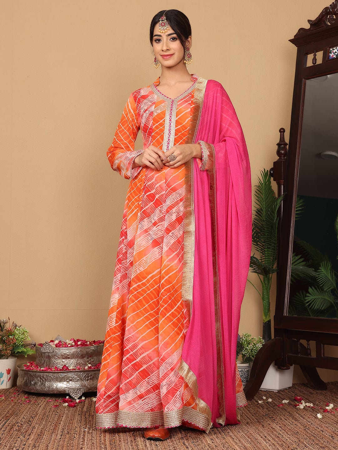 Varanga Woven Leheriya V-Neck Lace Embellished Anarkali Kurta With Dupatta