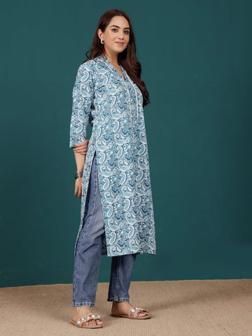 Varanga Women Paisely Printed V Neck Straight Kurta