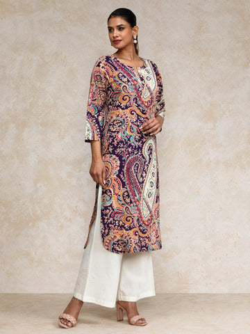 Varanga Women paisley printed three quarter sleeve Kurta