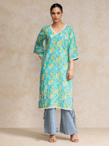 Varanga Women Ethnic Floral Printed With Lace Detaling Kurta