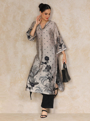 Bold Placement Floral Printed V Neck Kurta