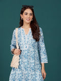 Varanga Women Paisely Printed V Neck Lace Detailed Kurta