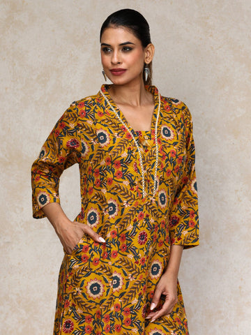 Varanga Women Ethnic Jaipuri Printed V Neck A-Line Kurta