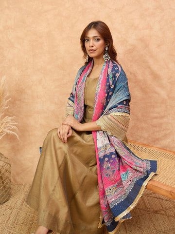 Varanga Women Shimmer Anarkali Featuring Lace-Detailed Sleeves And A Tasseled Dori at The Back Neck, Paired With a Printed Dupatta Embellished With Mirror .