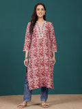 Varanga Women Paisely Printed V Neck Lace Detailed Kurta