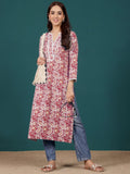 Varanga Women Paisely Printed V Neck Lace Detailed Kurta