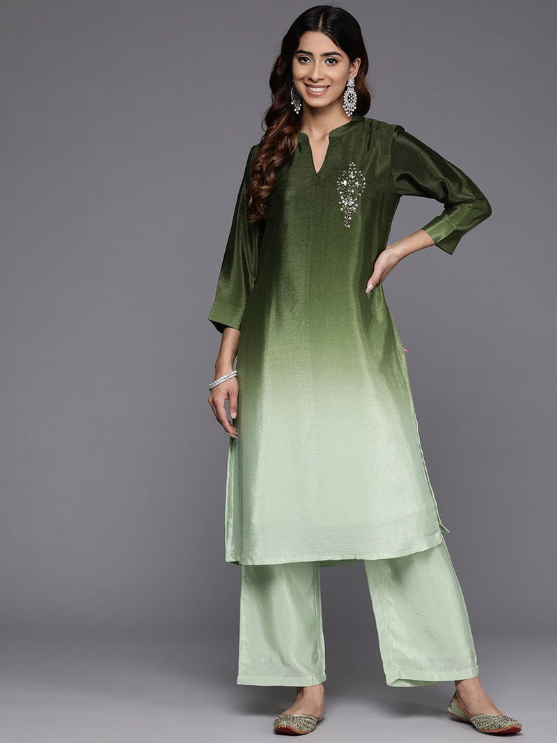Varanga Women Mandarin Collar Placement Embroidered Kurta Paired With Tonal Bottom