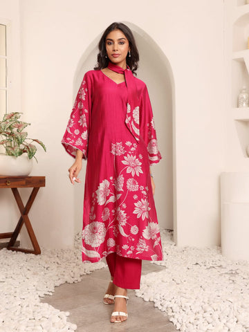 Varanga Women Fuchsia Pink Floral Printed Gota Detail Flared Sleeve Kurta With Solid Trouser And Dupatta