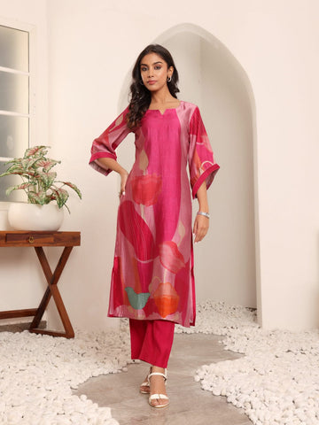 Varanga Women Fuschia Pink Abstract Printed Straight Kurta With Trousers