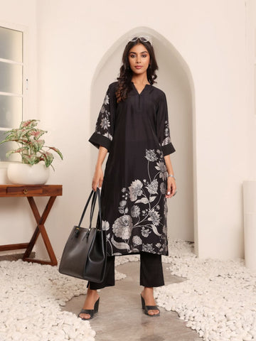 Varanga Women Black Floral Printed Kurta With Solid Trouser.