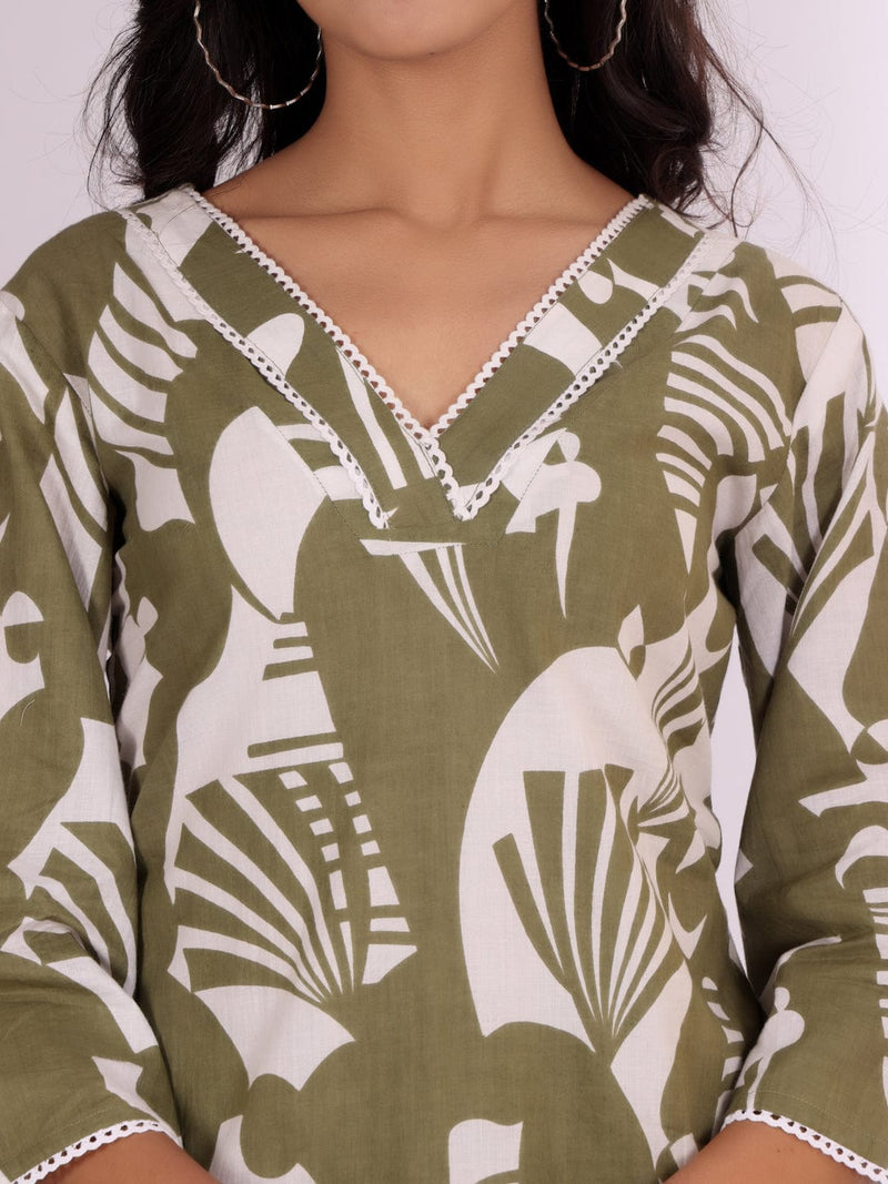 KSUT Women Bold Abstract Printed V Neck Flared Sleeve Kurta With Trouser