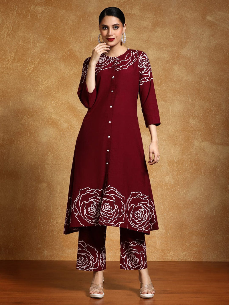 Varanga Women-Bold Floral Placement Printed Flared Kurta With Trouser
