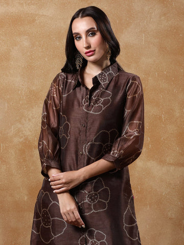 Varanga Women Bandhani Printed Regular Chanderi Silk Kurta with Trousers