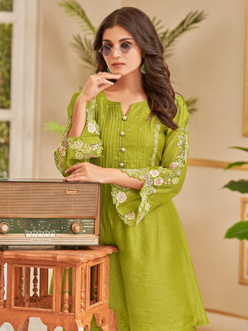Varanga Women Floral Thread Embroiderd Kurta With Flared Palazzo