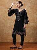 Varanga Women Embroidered V-Neck Pure Cotton Kurta Sets