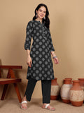 Varanga Women Printed Kurta With Thread Details On Neck Paired With Solid Trousers