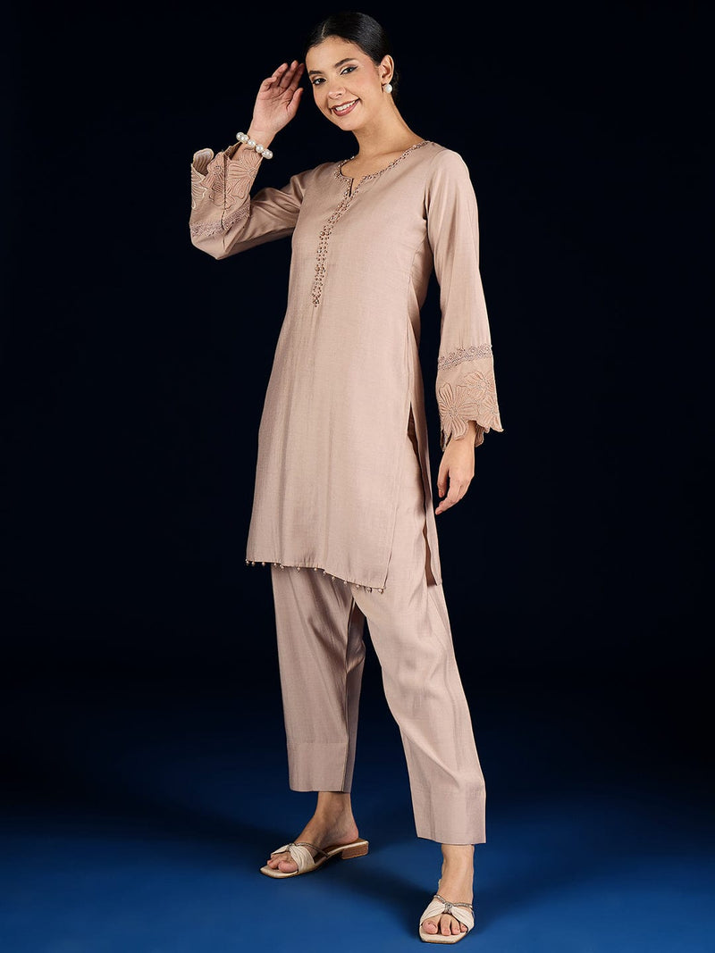 Varanga Farsi Salwar With Kurta Detailed With Peal