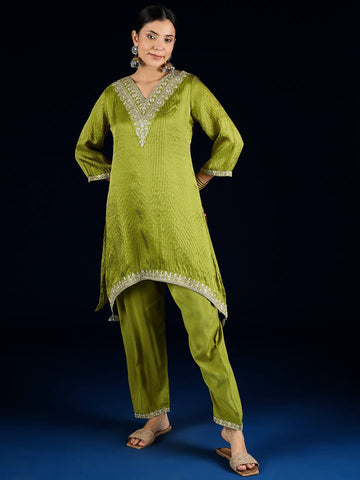 Varanga C-Cut Kurta With Zari Embroidery, Paired With Ankle-Length Trousers .