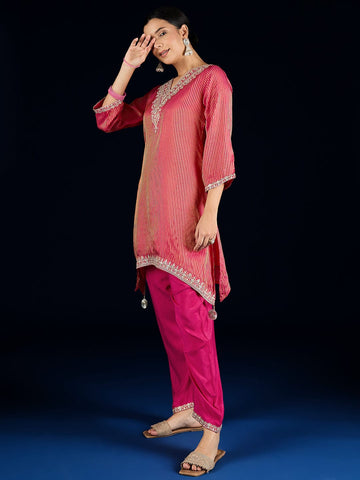 KSUT C-Cut Kurta With Zari Embroidery, Paired With Ankle-Length Trousers .