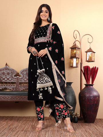 Varanga Floral Embroidered Zari Velvet Kurta with Trousers & Dupatta